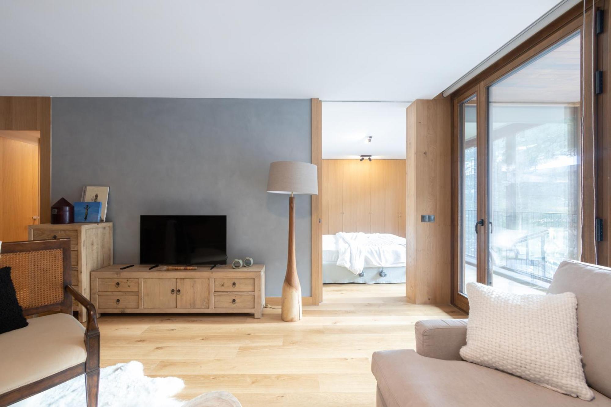 Isard Homes & Spa By Select